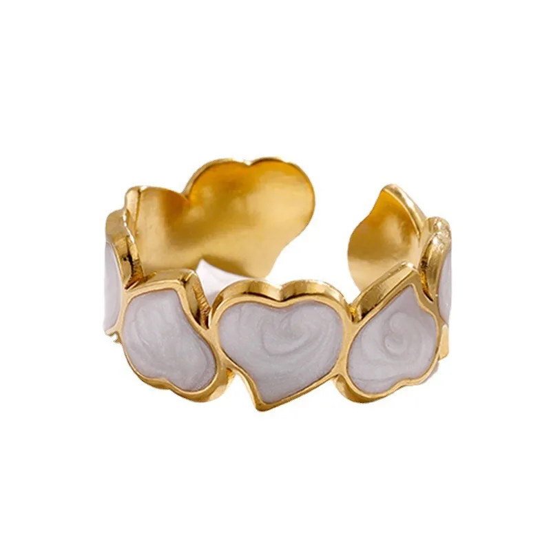 

Simple and luxurious, non fading titanium steel drip oil ring, women's high-end feeling heart shaped peach heart sweet rings