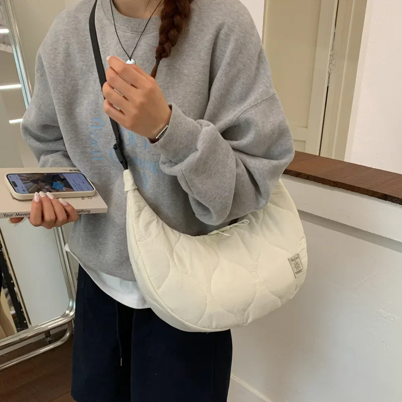 New Winter Texture Simple Crossbody Bag Korean Style Embroidery Commuting Hobo Bag Fashion Casual and Versatile Shoulder Bag