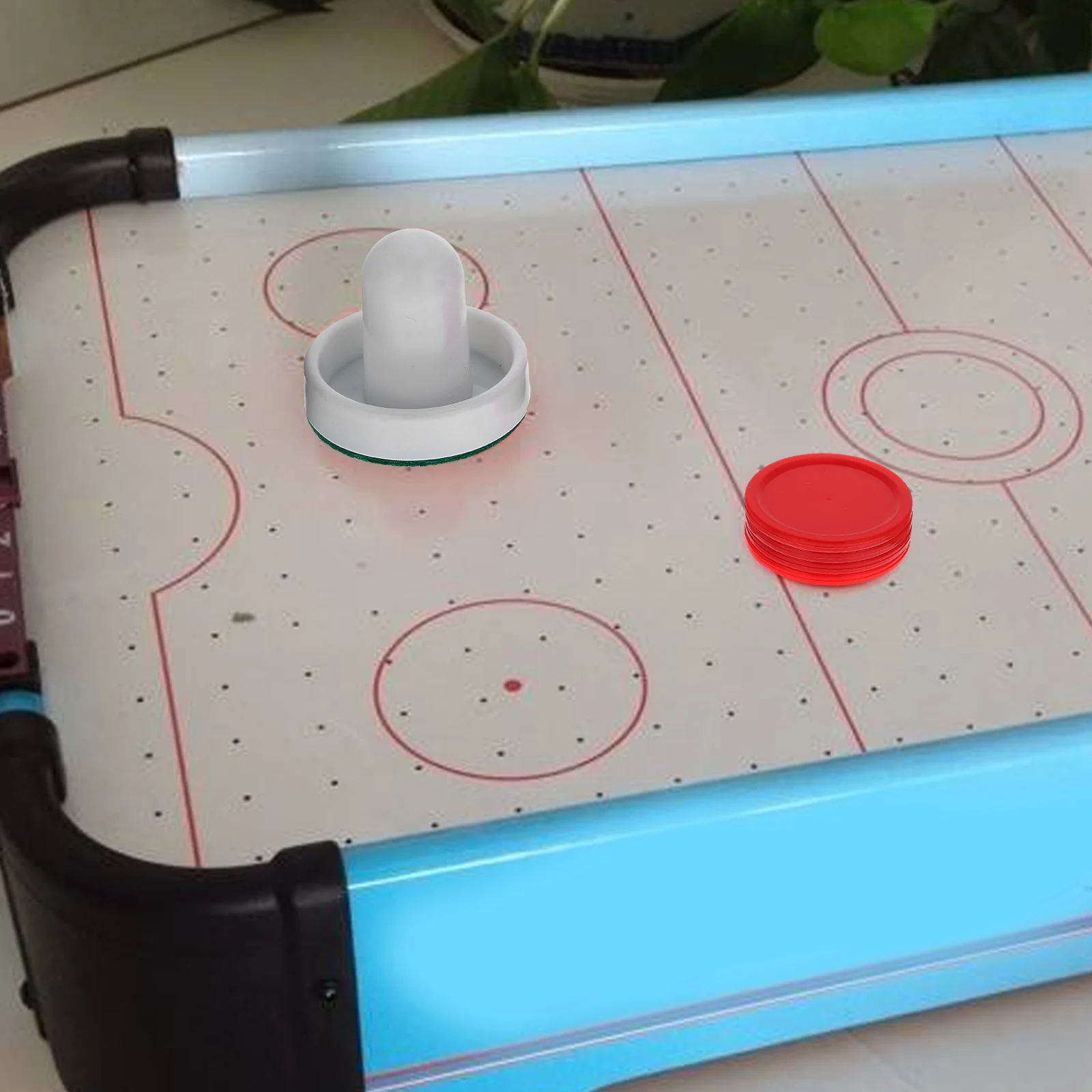 

2 Sets Goal Ice Hockey Machine Accessories Office Pucks Plastic Paddles Table