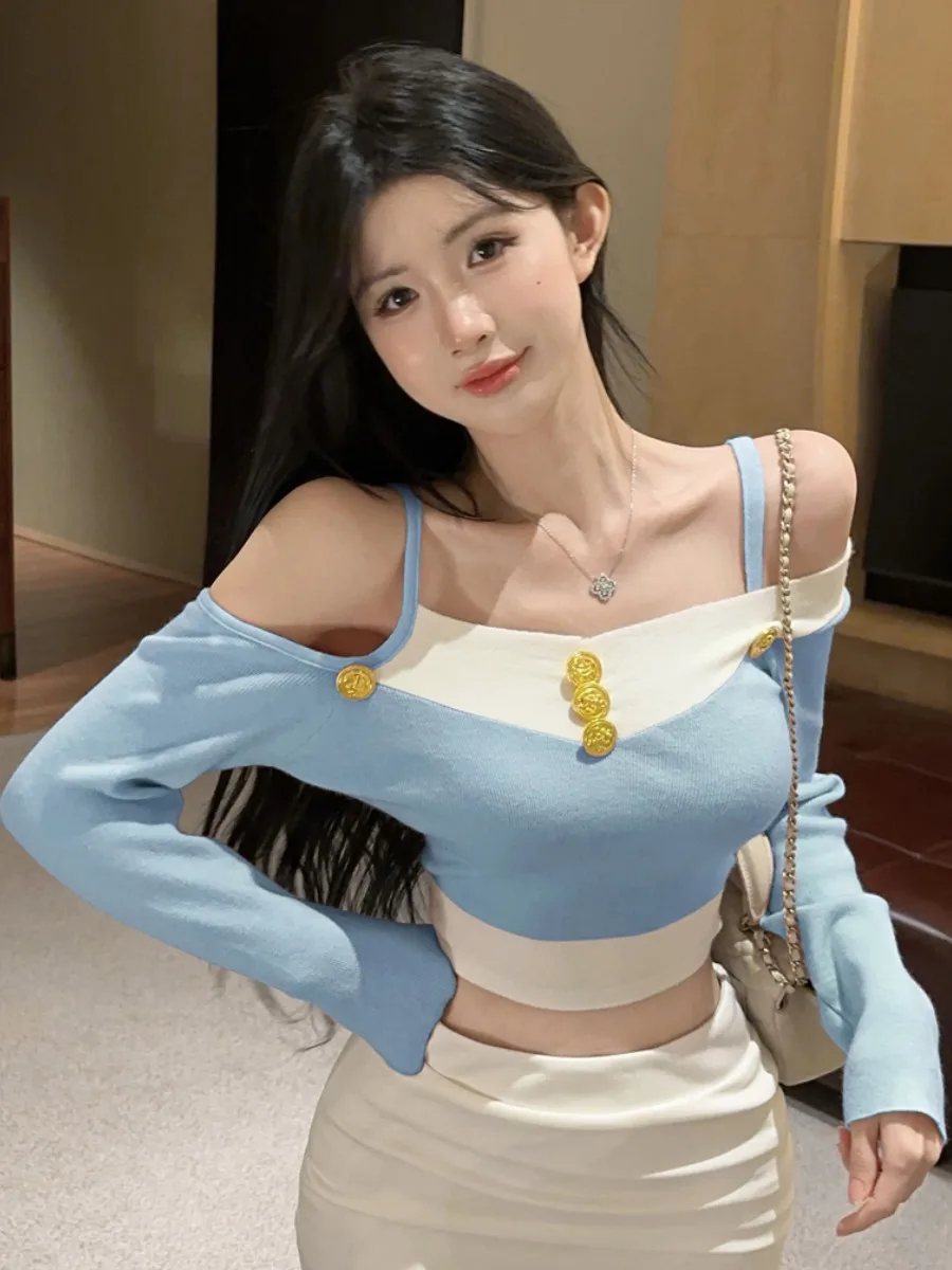Sexy Slim Fit Long Sleeve Short Top One Shoulder Color Block Design Knitted Base Shirt Sweet And Spicy Style Outerwear for Women