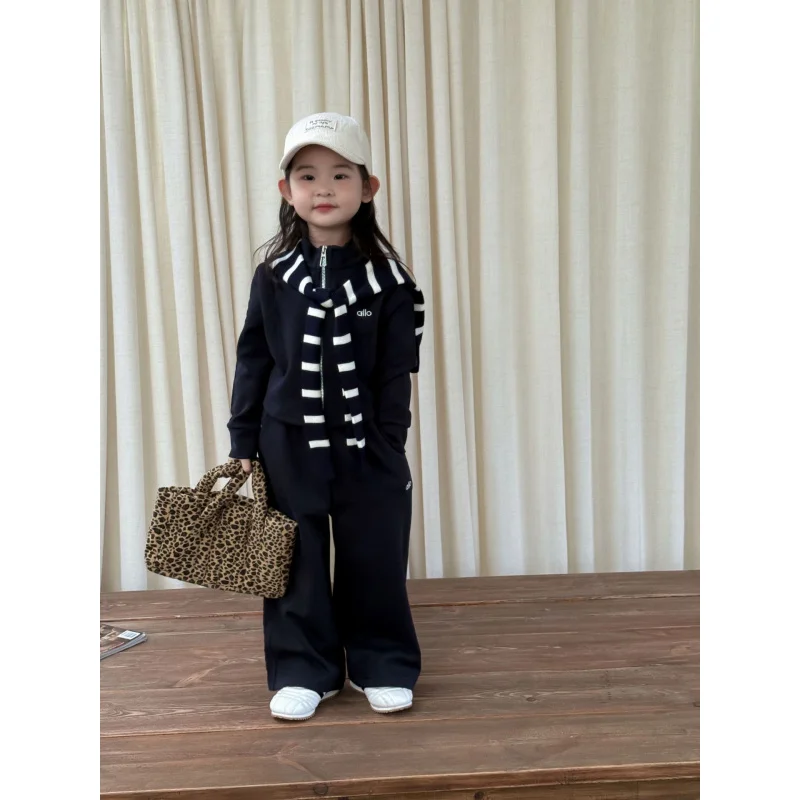 

2025Autumn New Children's Clothing Children's Clothing Girls' Casual Sports Set Coat+Sweatpants With Shawl