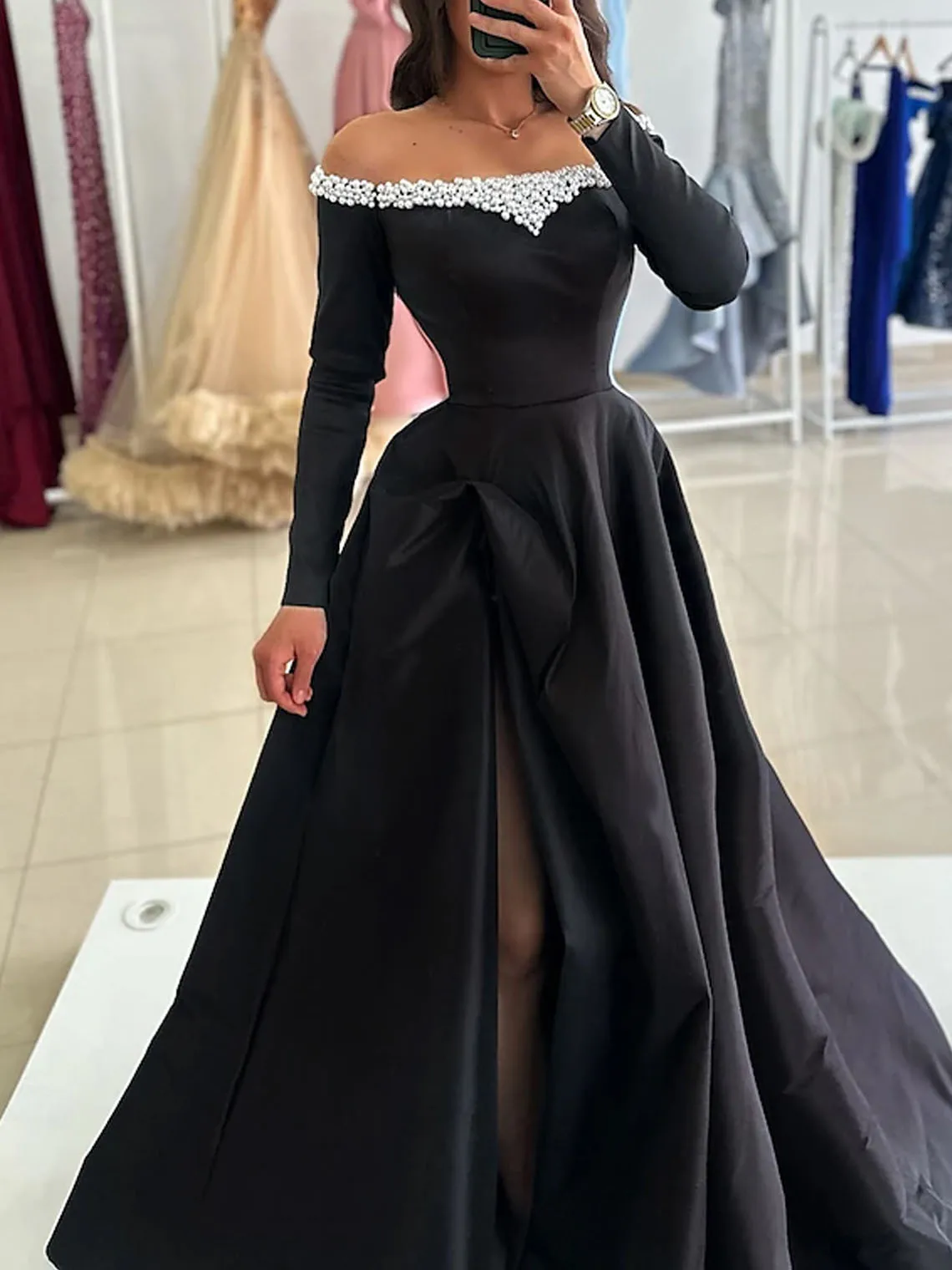 

Elegant Vintage A-Line Satin Prom Dress Off Shoulder Floor Length Long Sleeves Beading Formal Evening Gown 2025 free customized