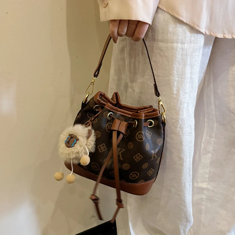 

2026 New Arrival European Retro Boston Bag for Women, Letter Splicing Luxury Design, Versatile Handbag & Crossbody Bag