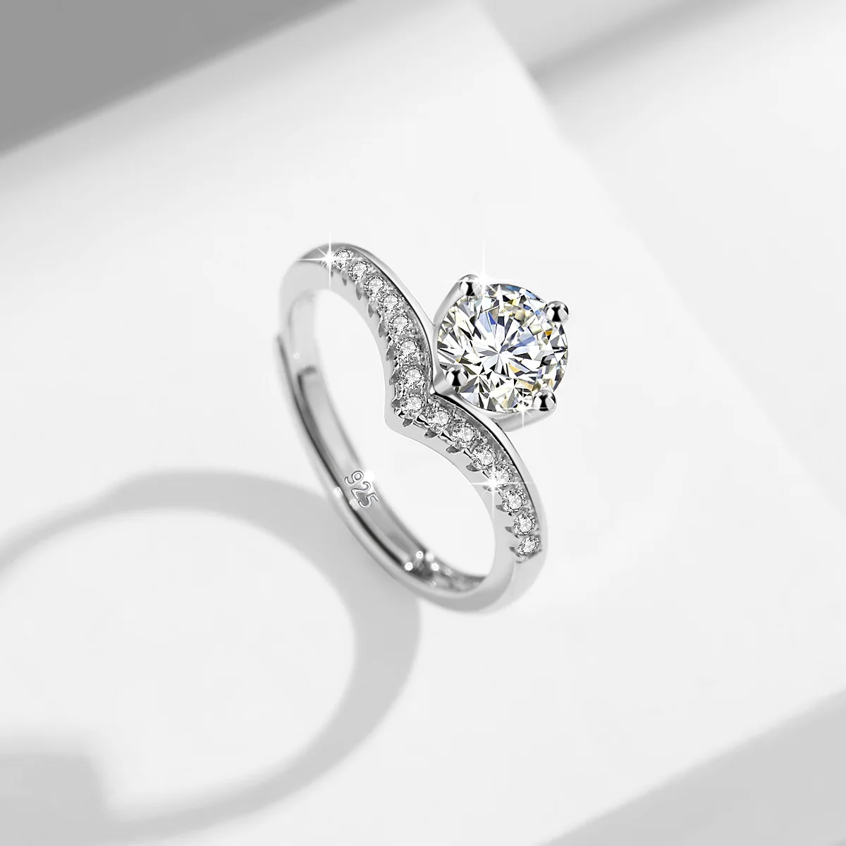 

KIRIN PALACE 1 карат VVS1 D цвет муассанит стерлингового серебра 925 пробы сверкающий роскошный одинарный бриллиант для женских обручальных колец подарки