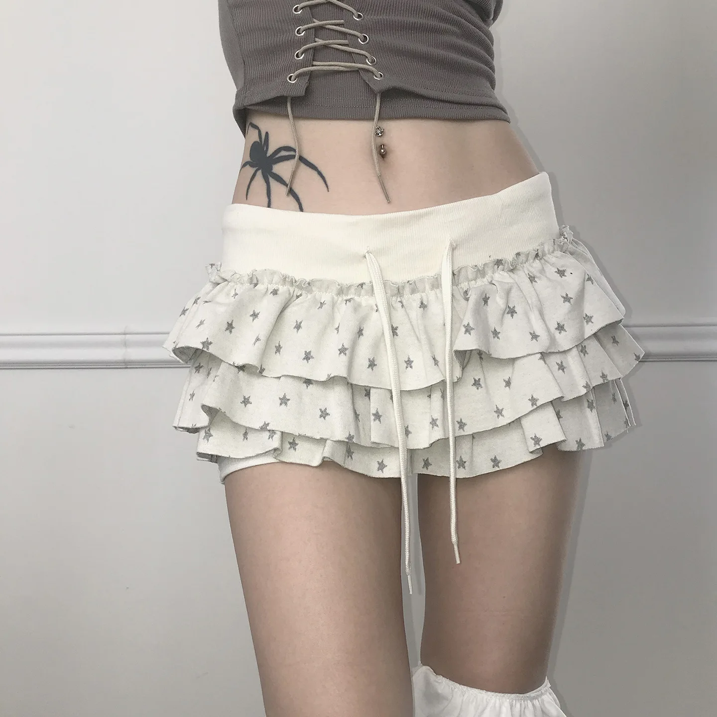 Jupe gâteau plissée multicouche imprimé étoiles, vêtements Girly Cutecore, Mini jupes taille basse, vêtements pour petite femme, P84-DZ20