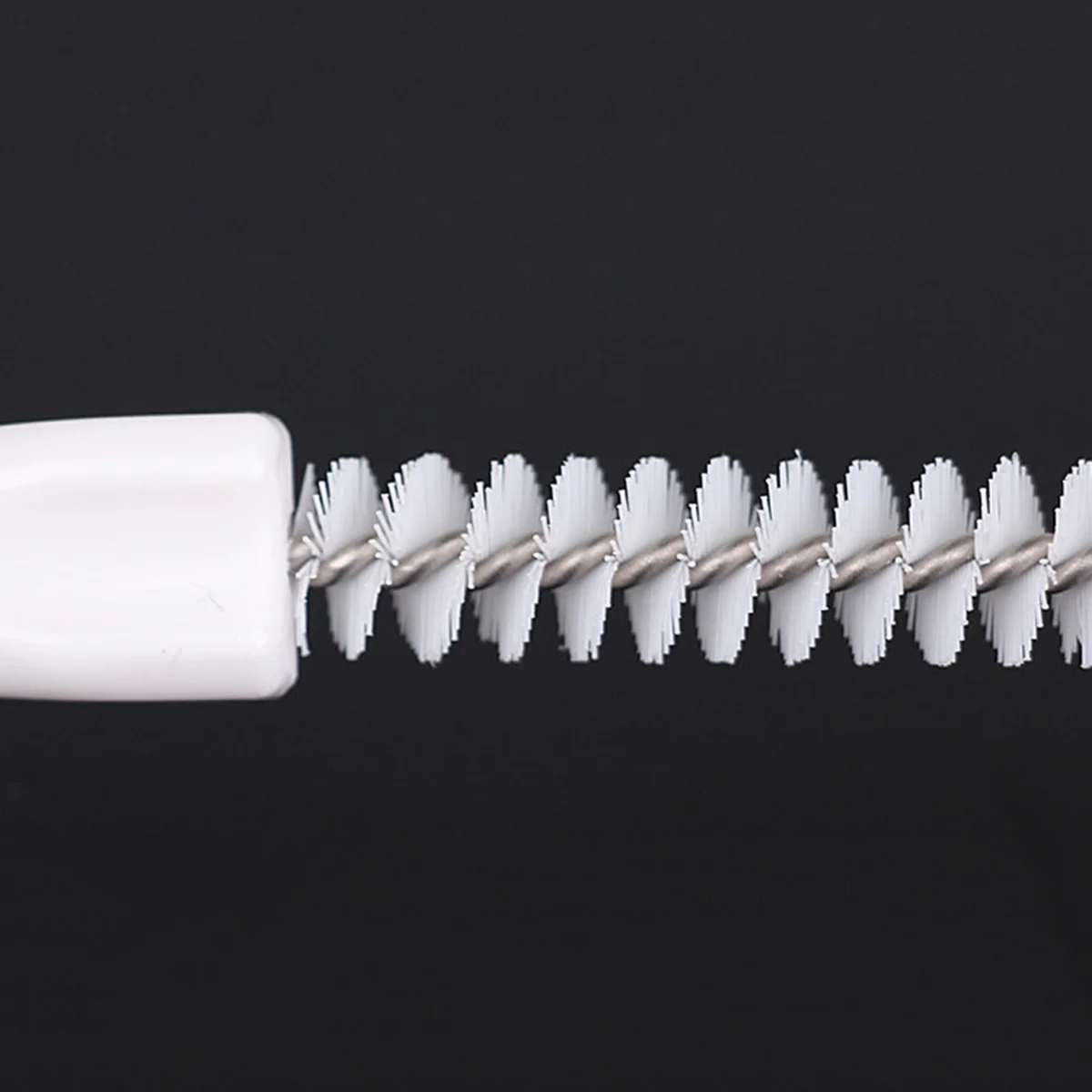 

2Pcs Drain Cleaning Brush Flexible Spiral Design Sink Sewer Pipe Cleaning Tool Hair Food Blockage Remover for Bathroom Kitchen