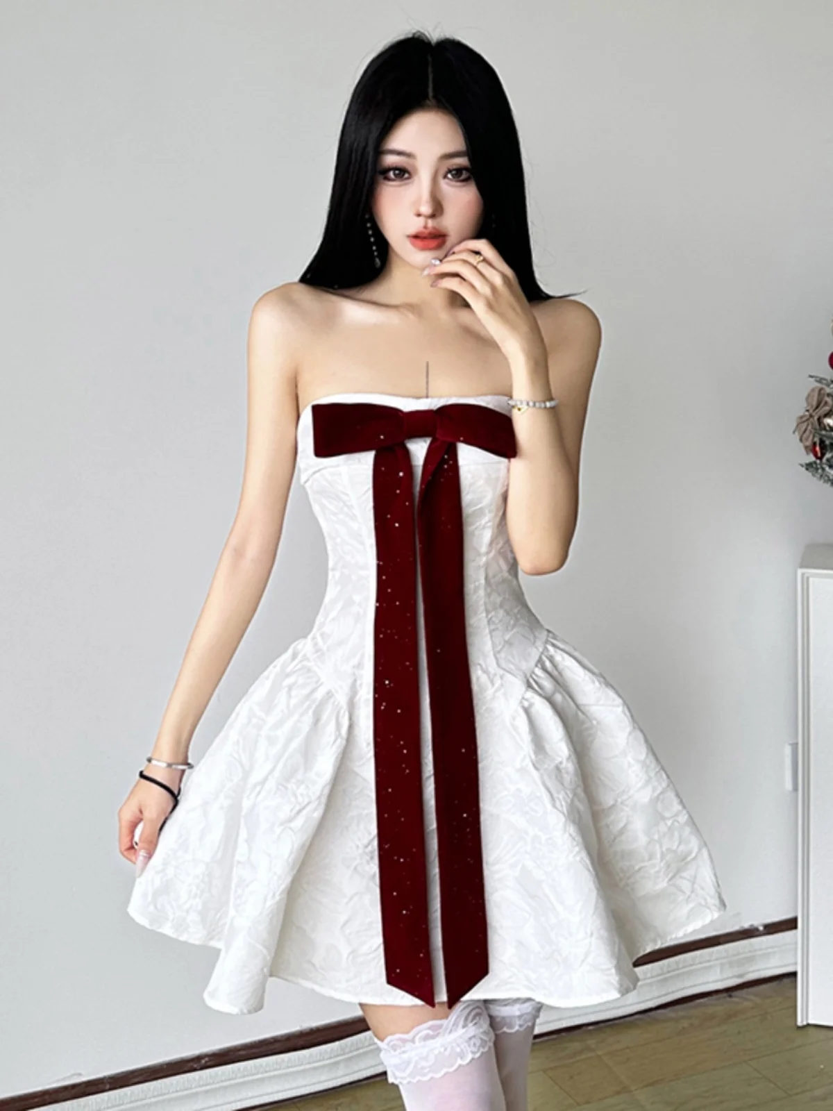 Sweet Girl Knot Design Strapl ort Dr Femmes Pure Desire Robe Taille Intérieure Or Jupe Tissu Polyester A-Lin...