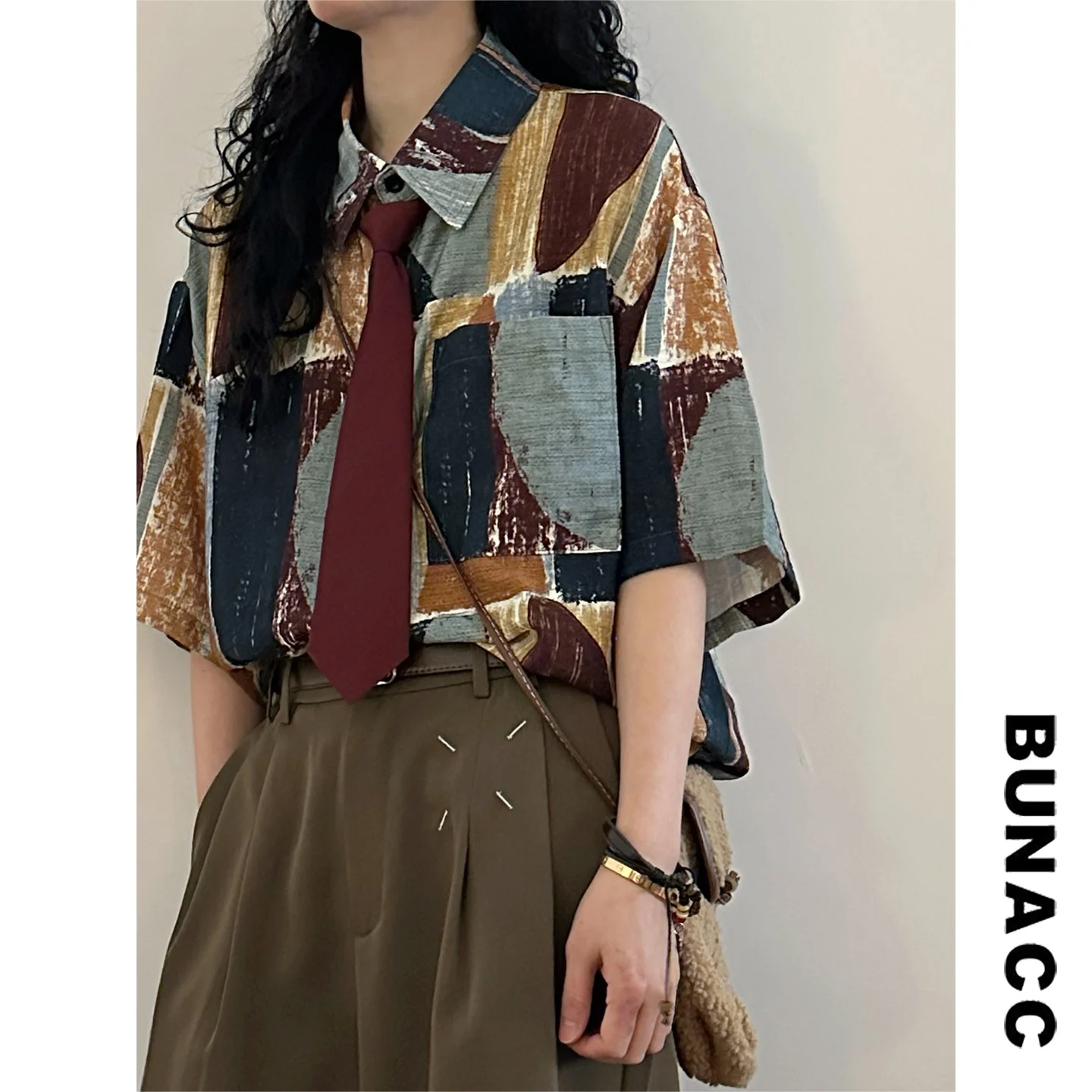 

Street Style Loose Fit Short Sleeve Shirt Women's Color Block Design Summer Fashion Top BUNACC2026 Vintage American Retro