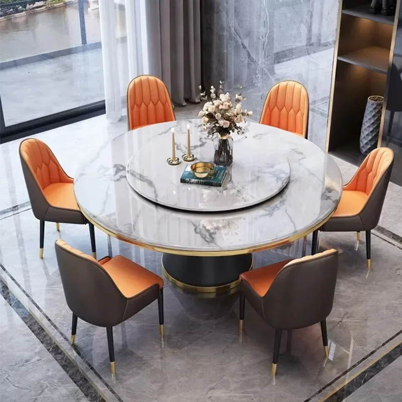 ターンテーブル付きの丸いダイニングテーブル,ダイニングルーム,モダンな椅子,テーブルと椅子の組み合わせ,豪華