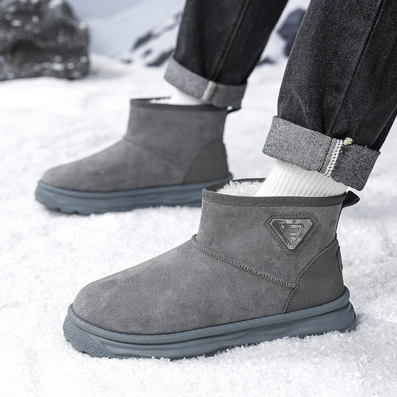 2026Luxurious Winter Short Fur-lined Snow Boots, Cotton Shoes, New Style, Men's Casual Flat Non-slip Cotton Shoes, Fur Boots