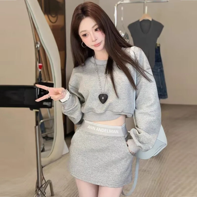 

Women Skirt Outfits O-neck Long Sleeves Pullover Casual T-shirt Top Elegant High Waist Pleated Mini Skirts Two-piece Set