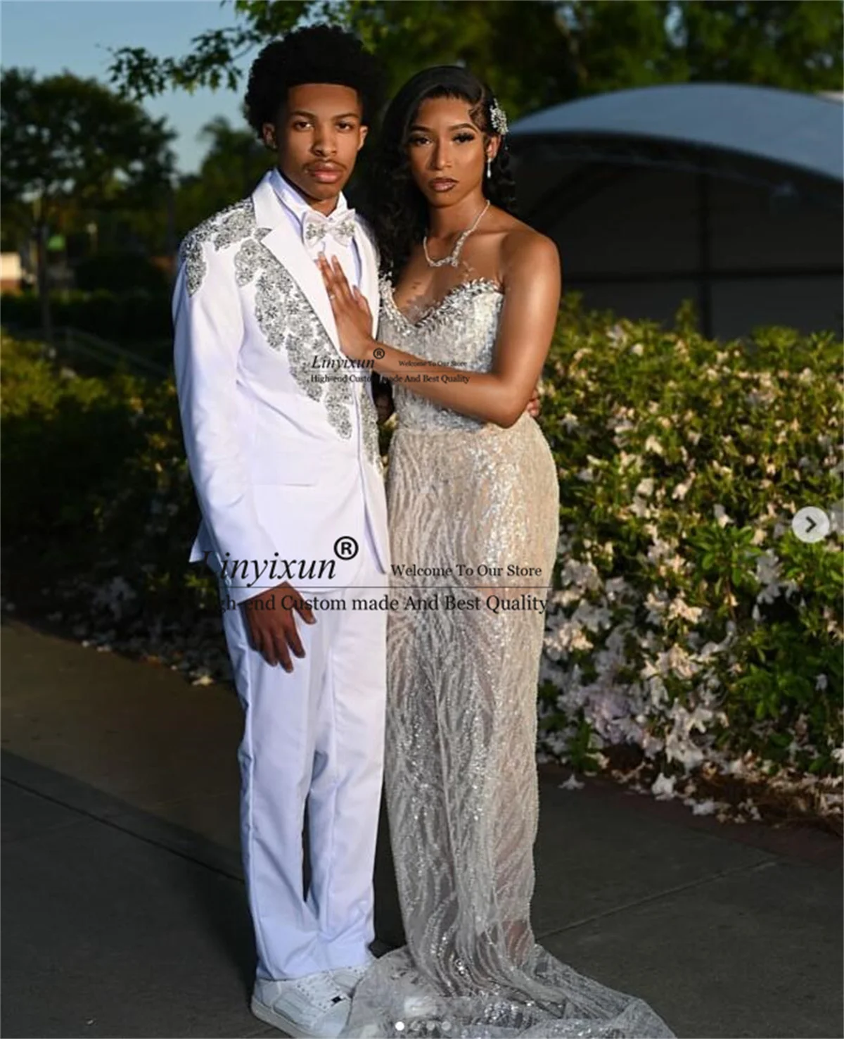 

Stunning Jewelry Ornament Tuxedos Men Suits 2 Pieces Male Prom Blazers Customized Notched Lapel Groom Wedding vestidos de novia