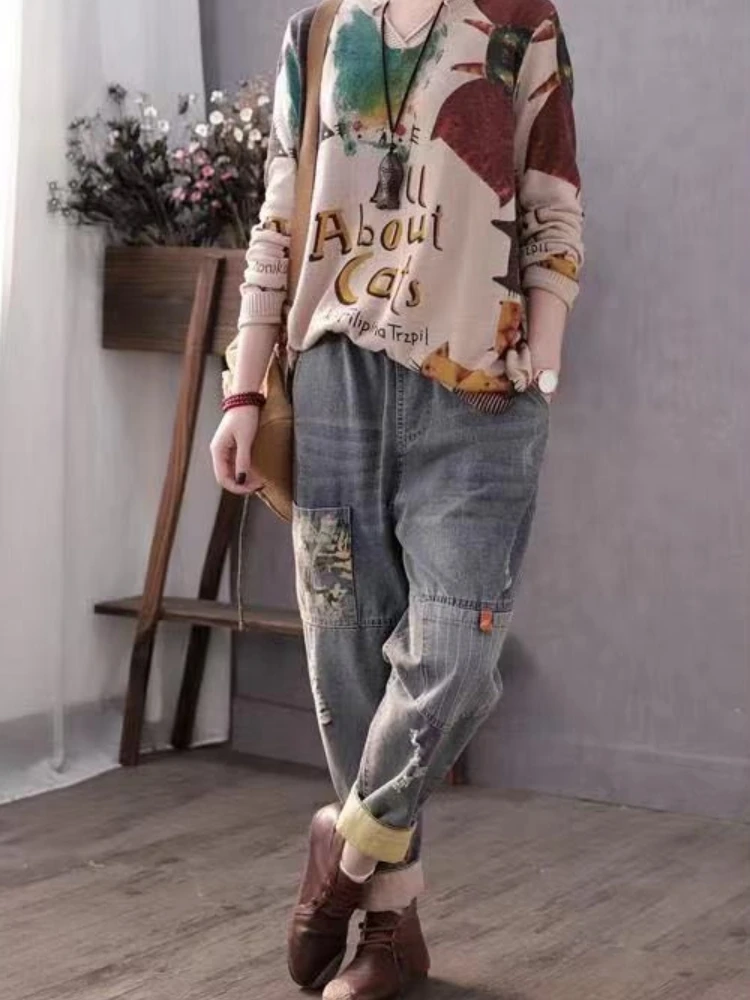 

Artistic Patchwork Denim Pants Women Loose Fit Vintage Embroidery Destroyed Jeans Bohemian Style Comfort Waist