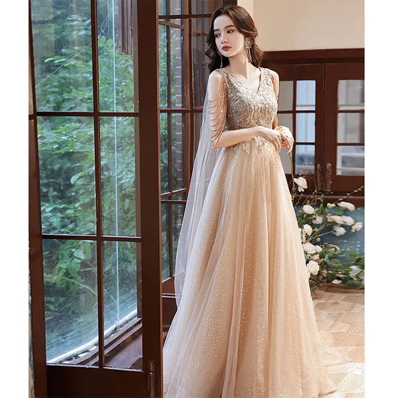 

Tassel Tulle Shawl Evening Dress Champagne Fine Flash Lacing Applique Romantic Banquet Dresses Sexy Gentle Besdings Fashion Gown