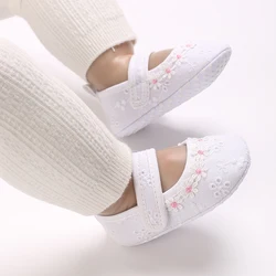 2 Color Cute Flower Embroidery Baby Shoes Princess Fashion Infant Toddler Soft sole Anti Slip First Walkers 0-1 year baby Shoes