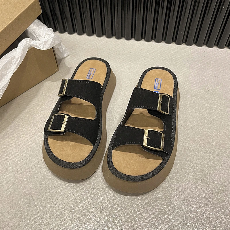 New Summer Platform Shoes for Women's Metal Buckle Flip-flops Breathable and Hard-wearing Beach Shoes