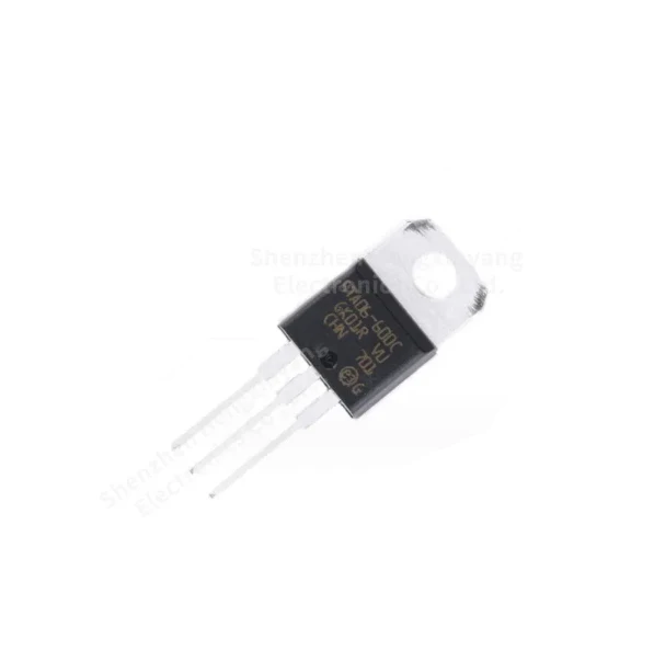 10pcs/lot     BTA06-600CRG BTA06-600C TO-220-3 bidirectional thyristor