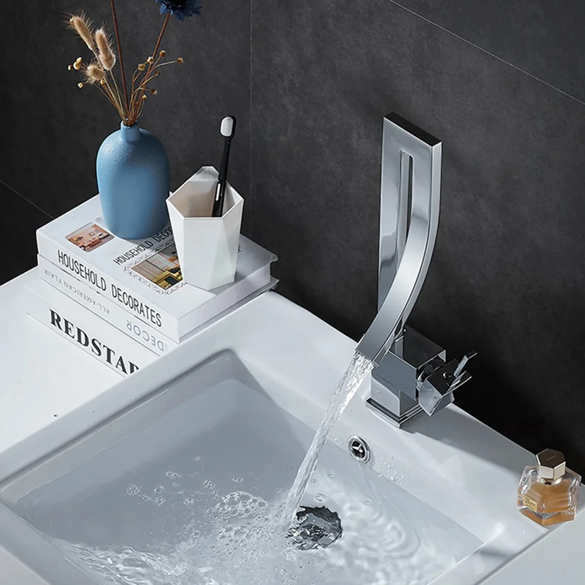 

BAKALA Элегантный латунный квадратный смеситель для ванной комнаты, роскошный смеситель для раковины, настенный смеситель для горячей и холодной воды, смеситель для раковины FA-12504