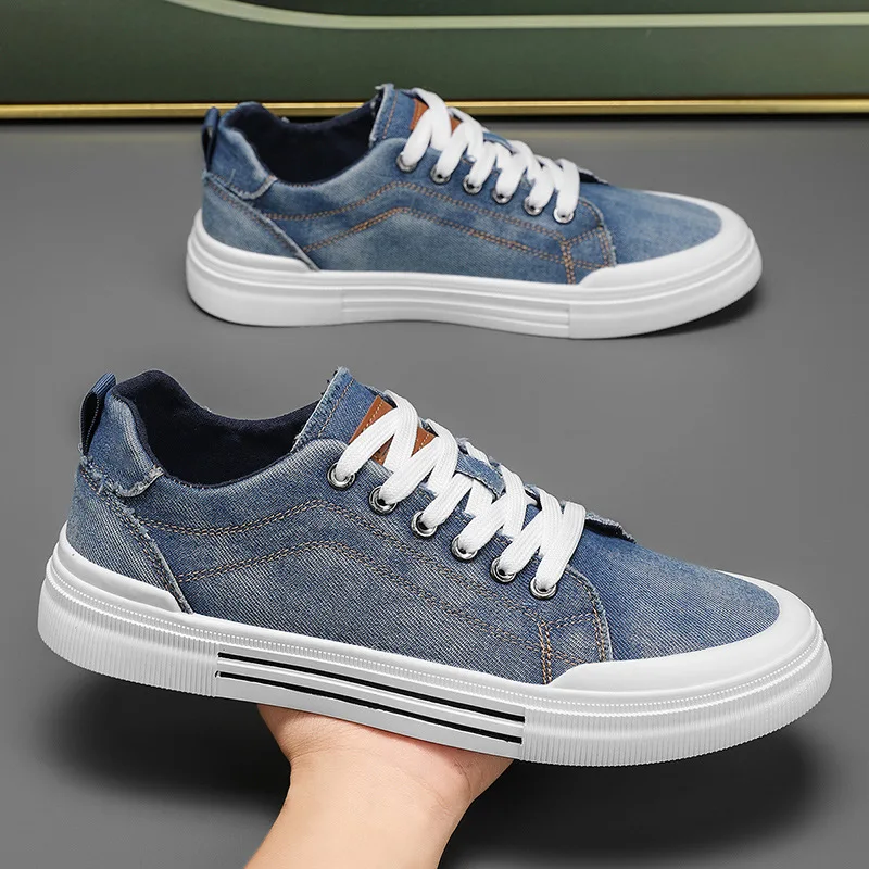 

2025 Men's Plus Size Canvas Shoes Fashion Designer Lightweight Flat Vulcanized Shoes Outdoor Mens Breathable Casual Sneakers New