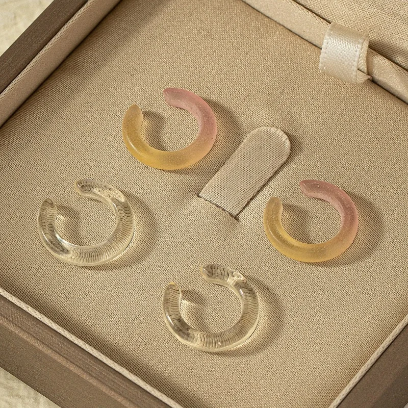 

Simple Round Circle Clip Earrings For Women C Shape Colorful Ears Decoration No Pierced Cartilage Lightweight Ear Cuff