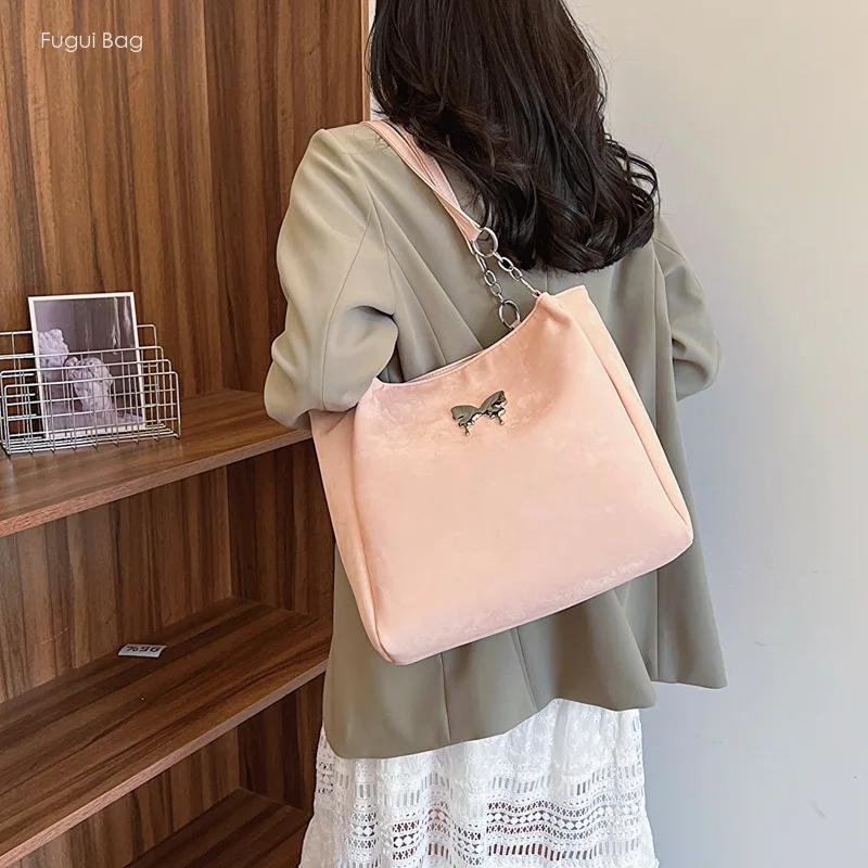 Women's Underarm Handbag Tote Bag Large Capacity New Fashion Simple Solid Color Advanced Exquisite Butterfly Commuter