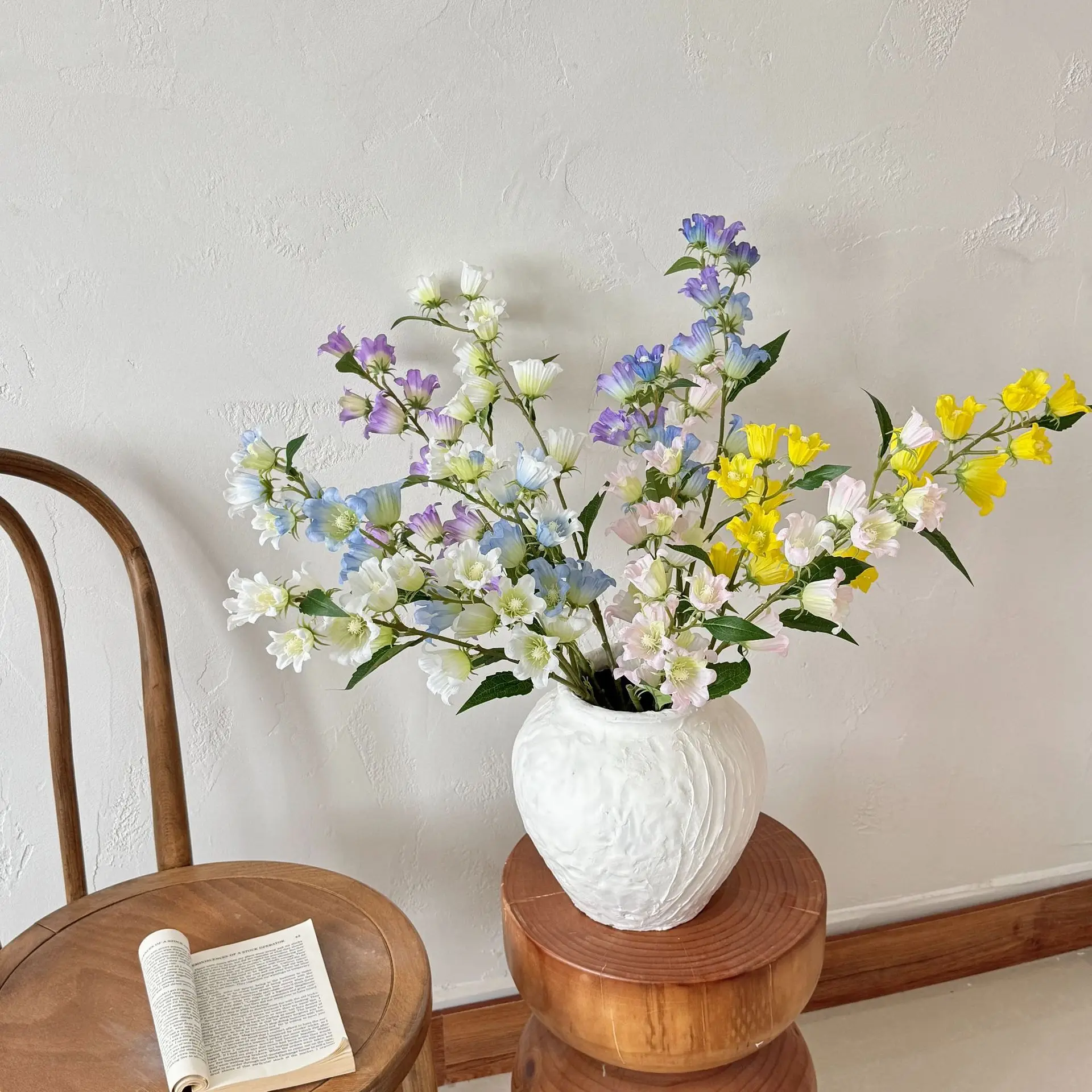 Ramo Floral Artificial Colorido de Campanula de Seda, Buquê de Casamento de Primavera, Decoração de Mesa para Sala de Estar, Planta Falsa