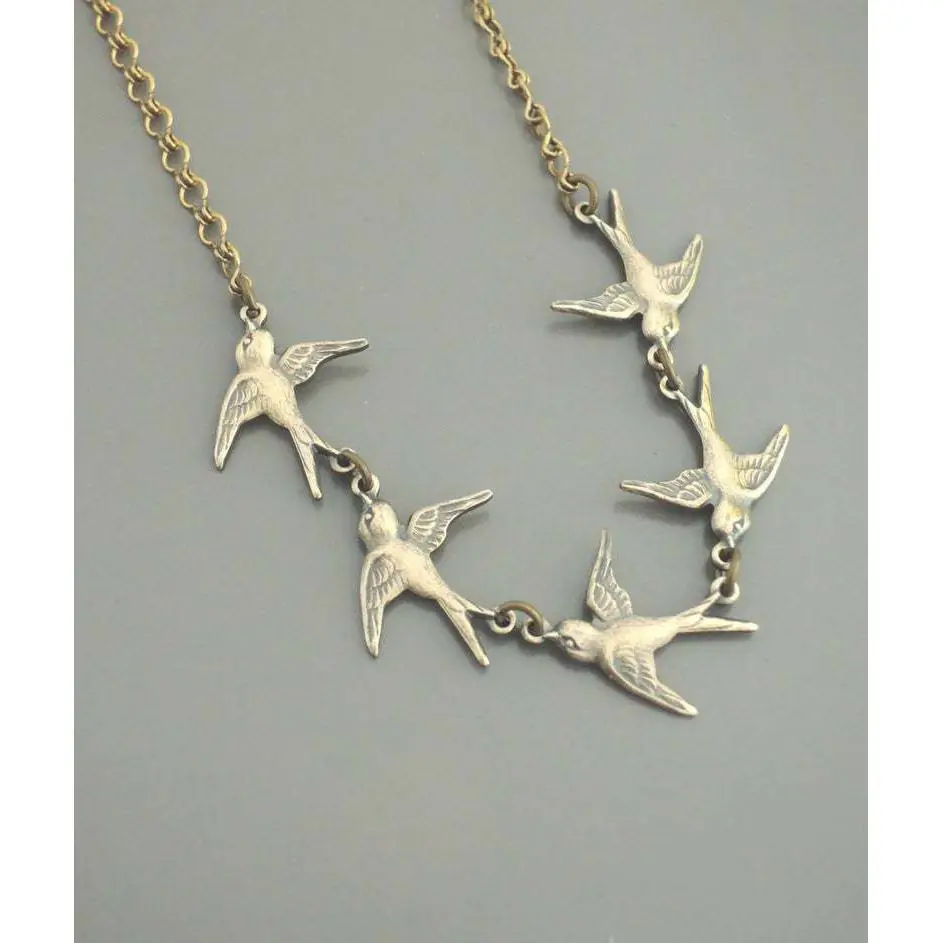 

Новые многослойные простые ювелирные изделия из сплава с перекрестной цепочкой и ласточкой без бренда, зарегистрированная торговая марка