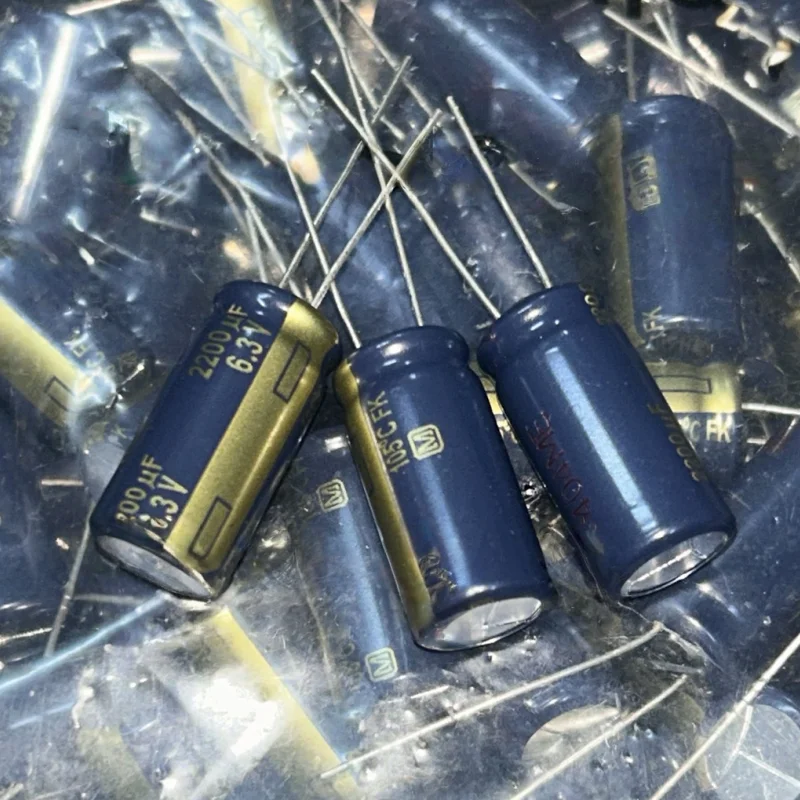 

10PCS 2200UF 6.3V Electrolytic capacitor 6.3V 2200UF 10X20 FK High frequency and low resistance