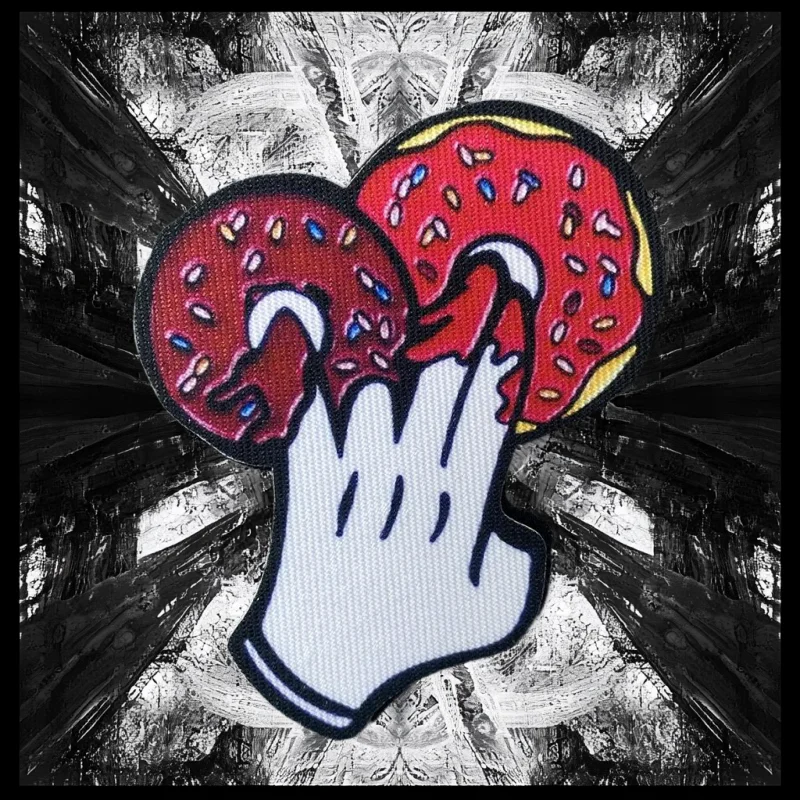 

Finger Doughnut Morale Badge Patch Funny Tactical Armband Military Patches Hook and Loop Outdoor Backpack Accessories Stickers