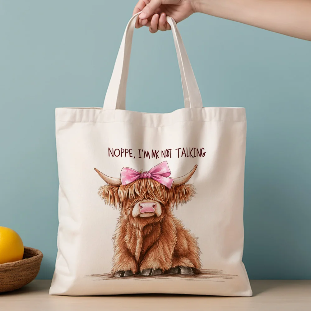 A Highland Cattle Illustration Pattern Print Canvas Tote Bag, Suitable For Daily Use, Shopping, School, And Travel
