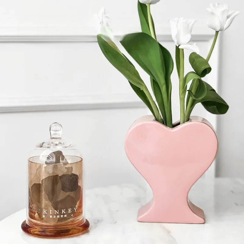 INS-Style Heart Ceramic Vase, Flower Holder, Stable Design, Smooth Durable Finish, Charming Room Addition, High Quality