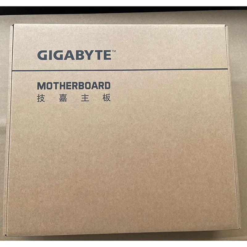 Nouvelle carte serveur d'origine pour Gigabyte MZ01-CE1