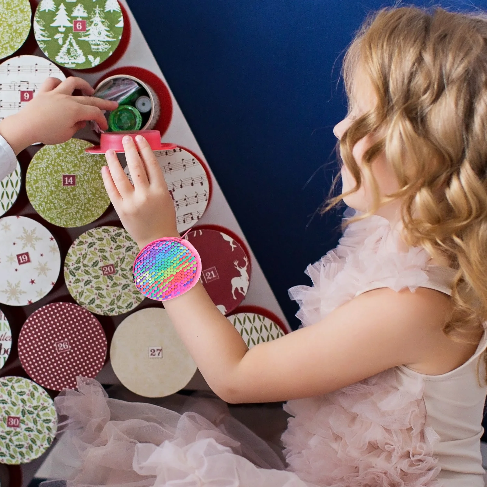 

2Pcs Kids Sequin Slap Bracelet Coin Purse Adjustable Wristband Party Favor Cute Easter Basket Gift Creative Coin Bags