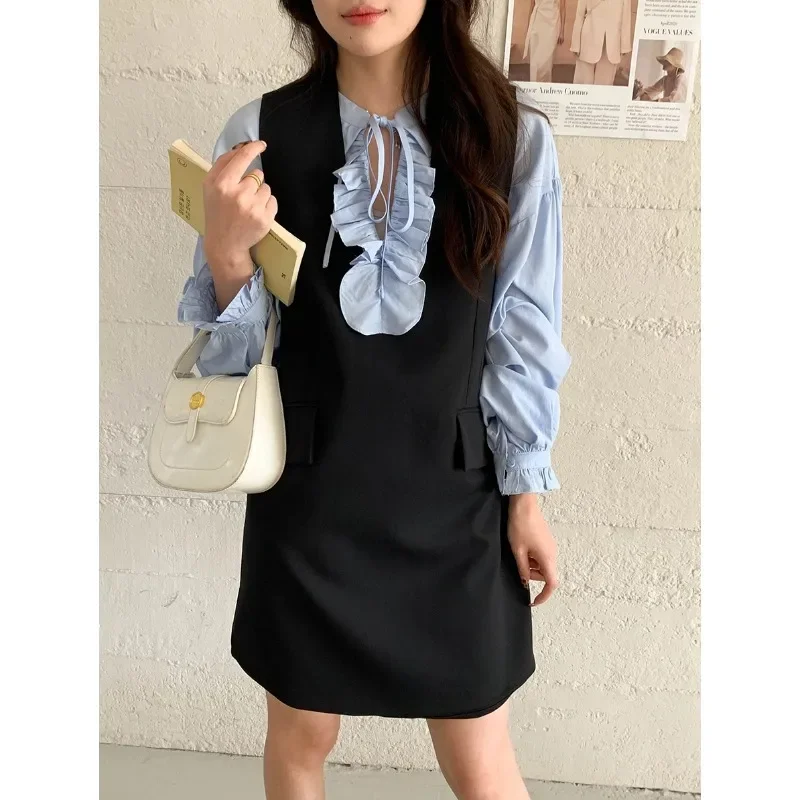 

2025 Spring New Temperament Ins Small French Deep V-Neck Vest Dress