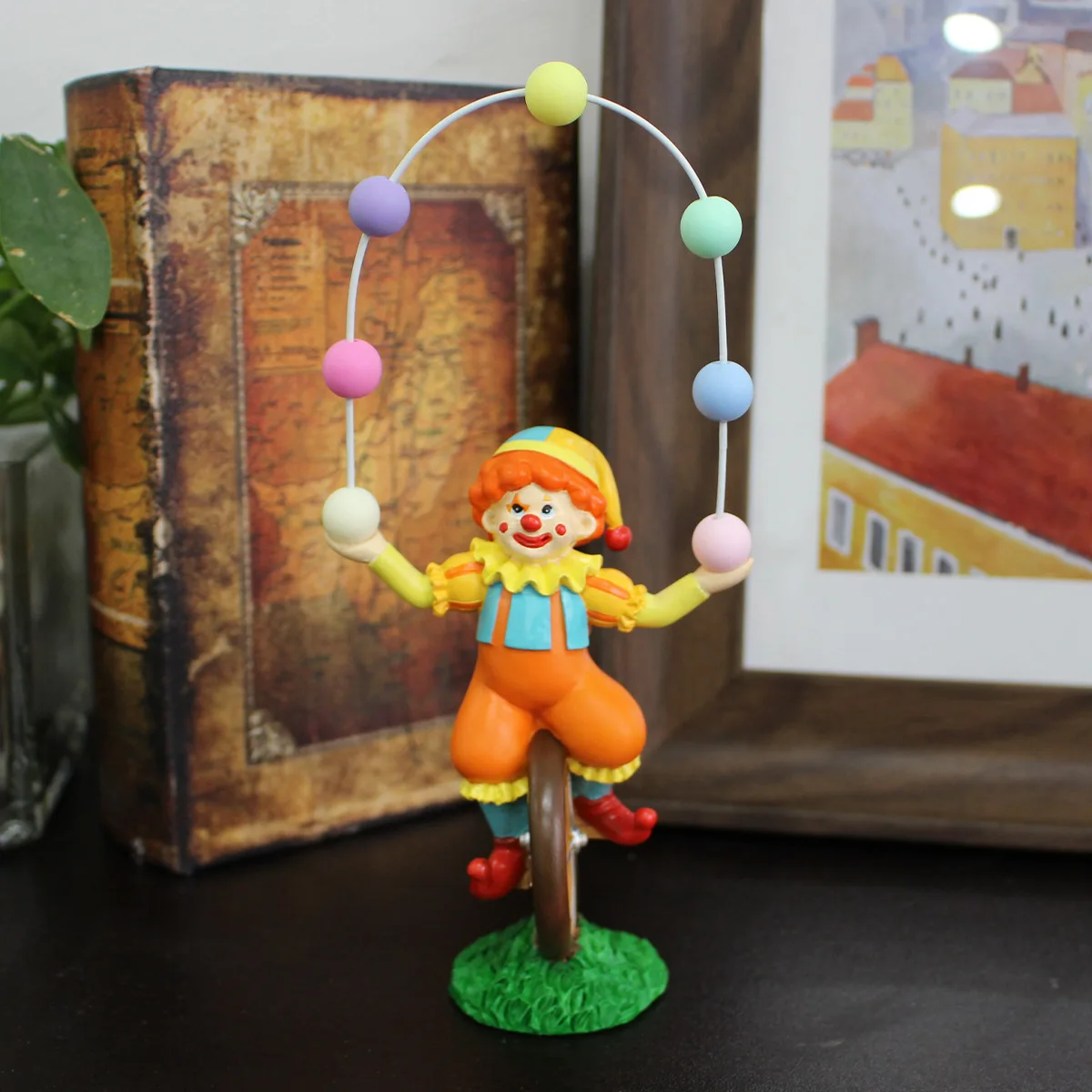 New Clown Juggling Ball Sculpture Decor for Home Desk Bar Kindergarten