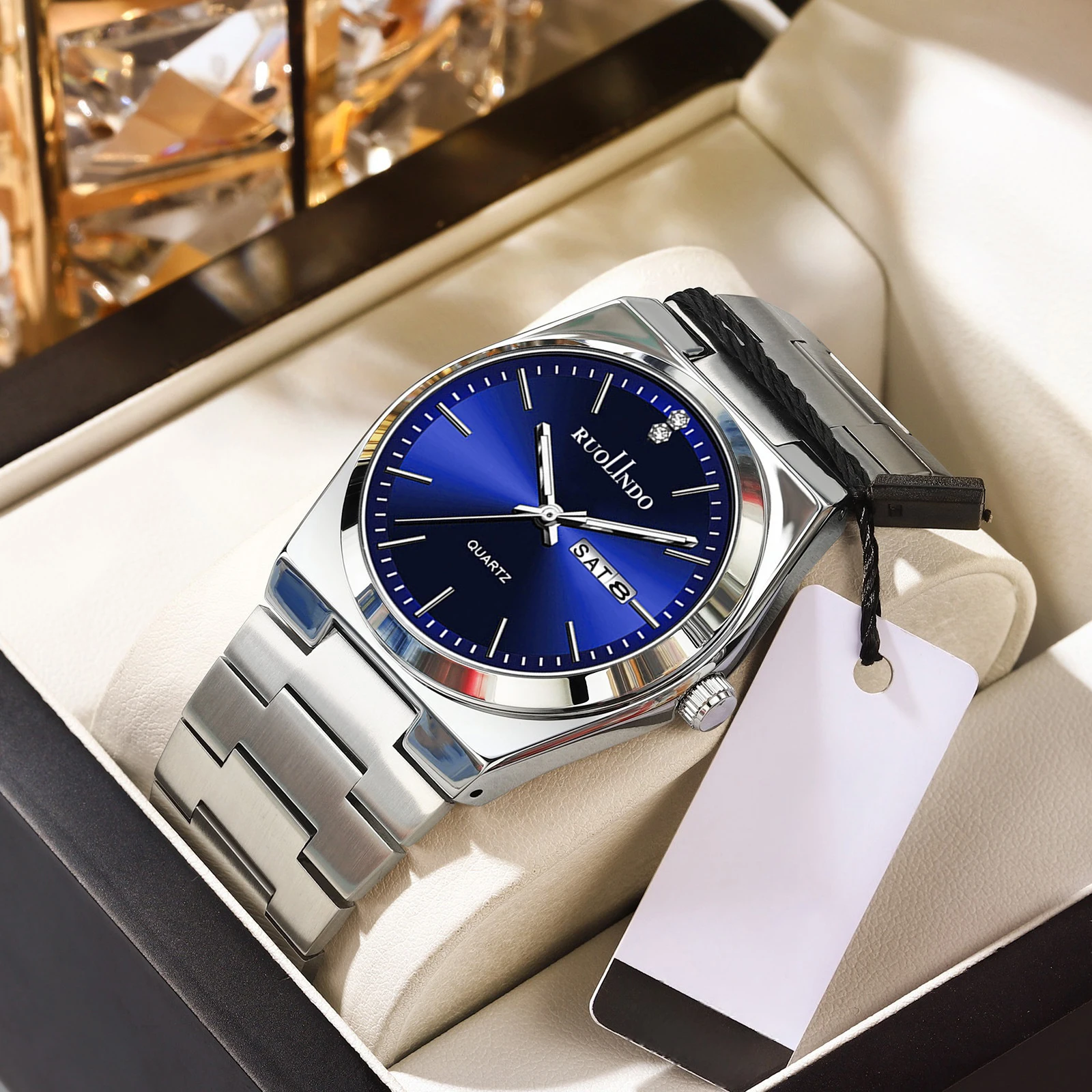 

Модные, стильные, повседневные, ультратонкие кварцевые часы с корпусом из сплава, премиальным дизайном, светящимся двойным календарем, для мужчин и женщин.