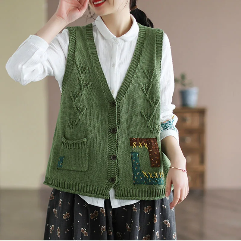 

NINI WONDERLAND Spring Autumn Cotton Knitted V-neck Casual Sweater Vest Women Loose Patch Sleeveless Vest Tops Mori Girls Style