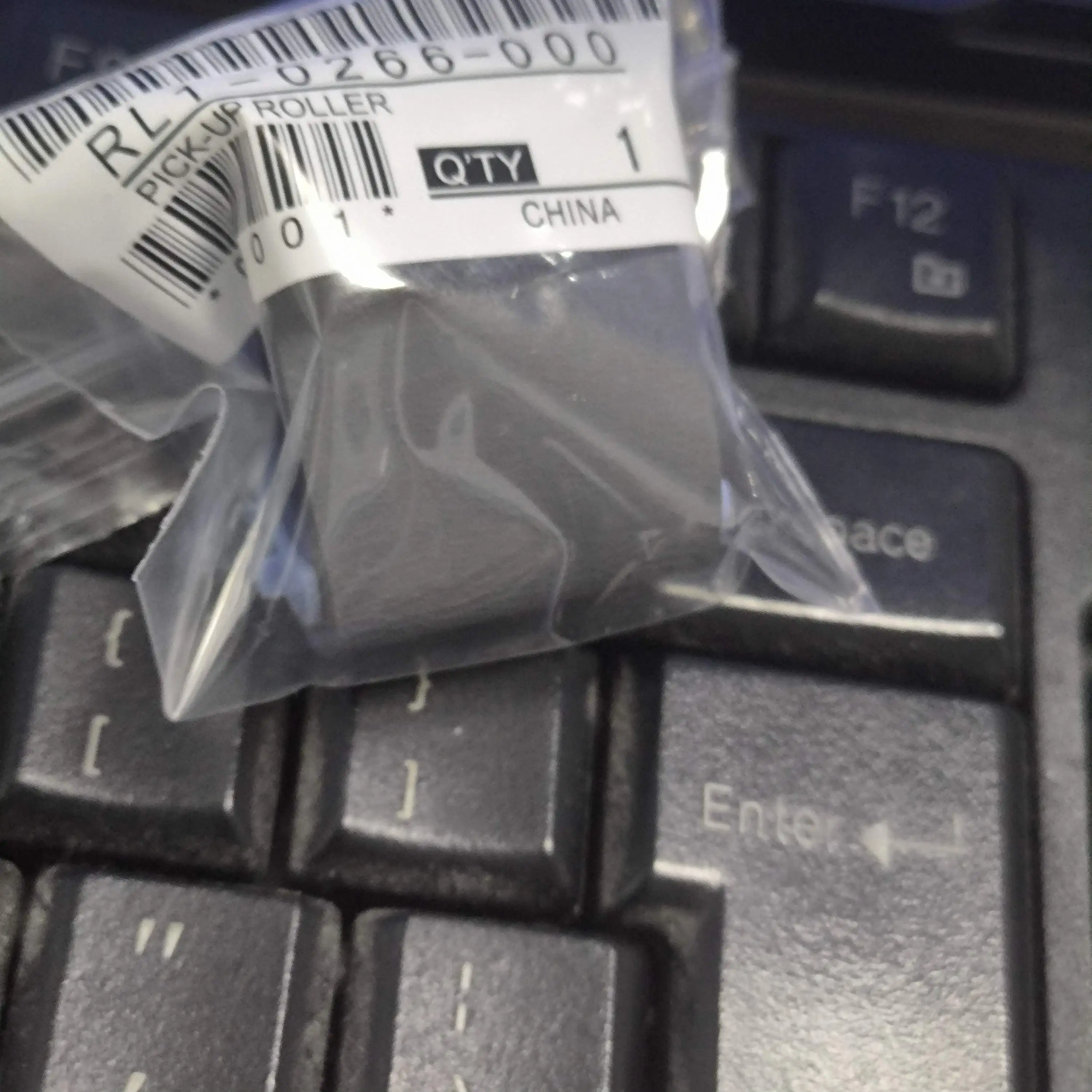 

50X RC1-2050-000 RL1-0266-000 Ролик захвата бумаги для HP 1010 1012 1015 1018 1020 1022 3015 3020 3030 3050 3052 3055 M1005 M1319