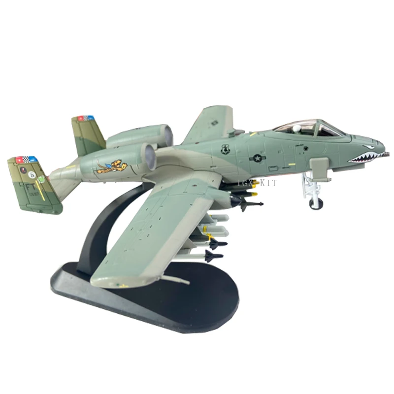 1:100 Scale US A-10 Thunderbolt II เครื่องบินโจมตี A10 Tiger Shark สําเร็จรูป Diecast โลหะเครื่องบินทหารรุ่นของเล่นคอลเลกชัน