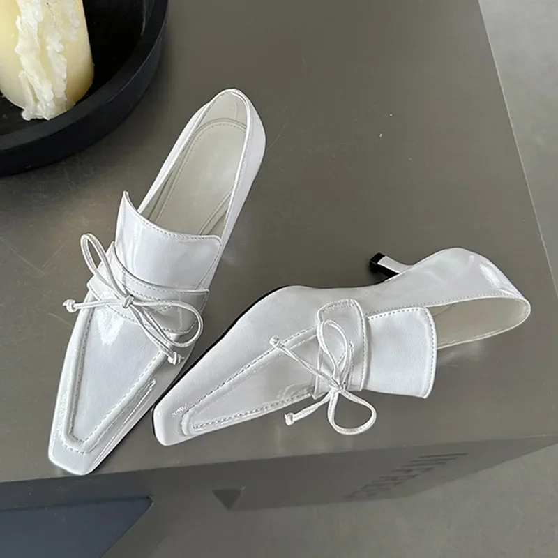 

Women Spring Pointed Toe Thin Heels Sandals Butterfly-knot Patent Leather Women Pumps Concise Casual Party Dress Mules Shoes