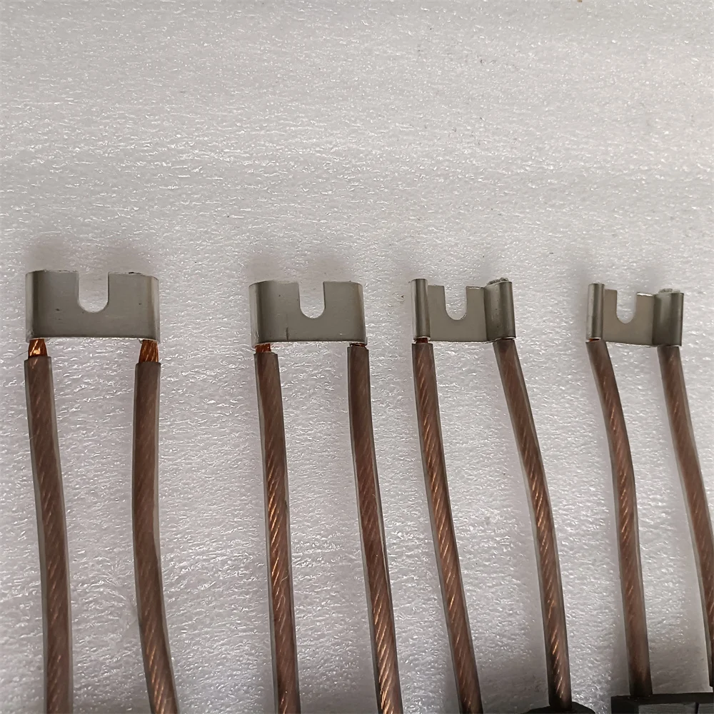 4Pcs Motor Carbon Brush 0009718158 12.5*40*27 12.5*40*32 mm Graphite Brush for Linde Electric Forklift