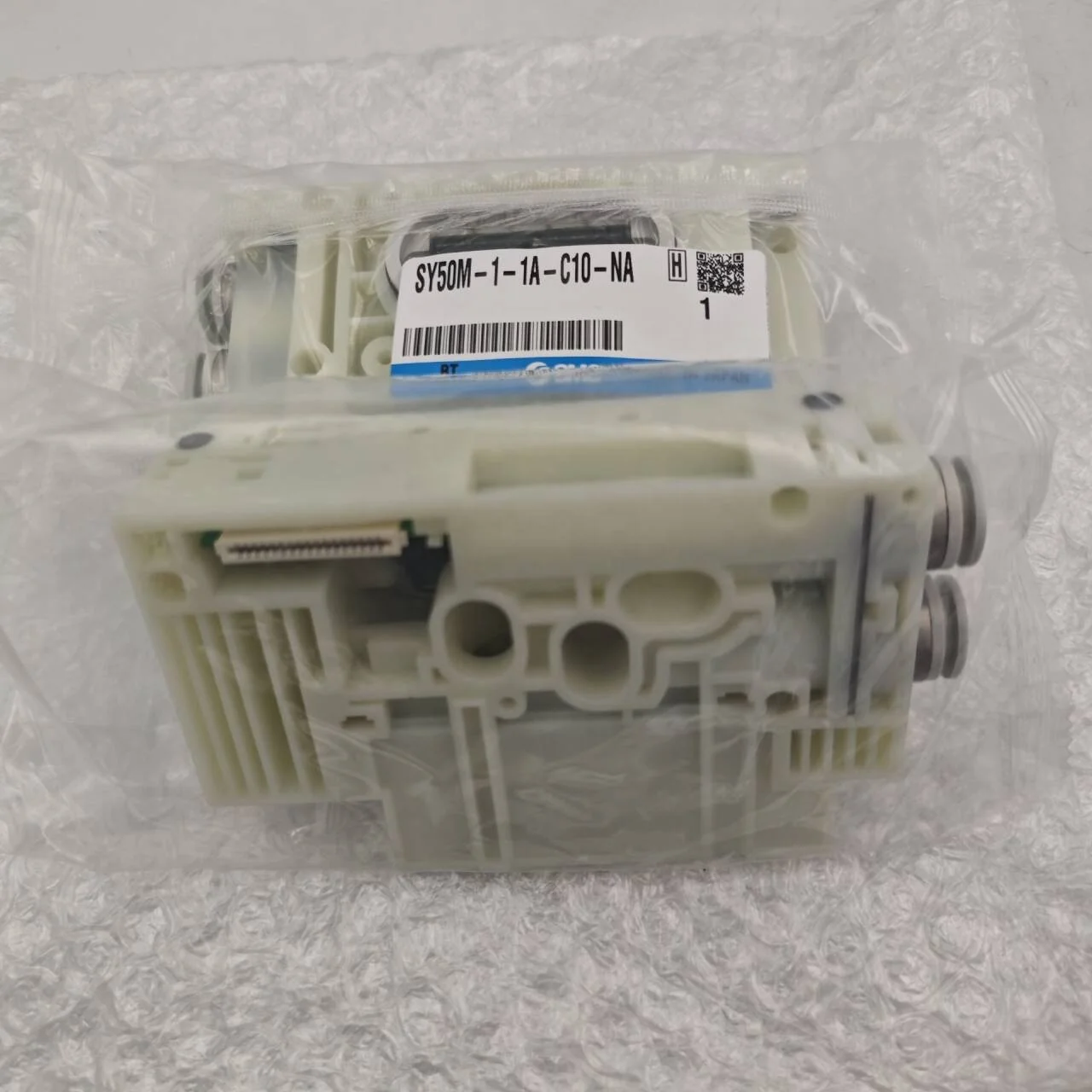 

Original SMC Solenoid Valve Island Component SY50M-3-1A-C10 SY50M-1-1A-C10-NA Valve Island Baffle