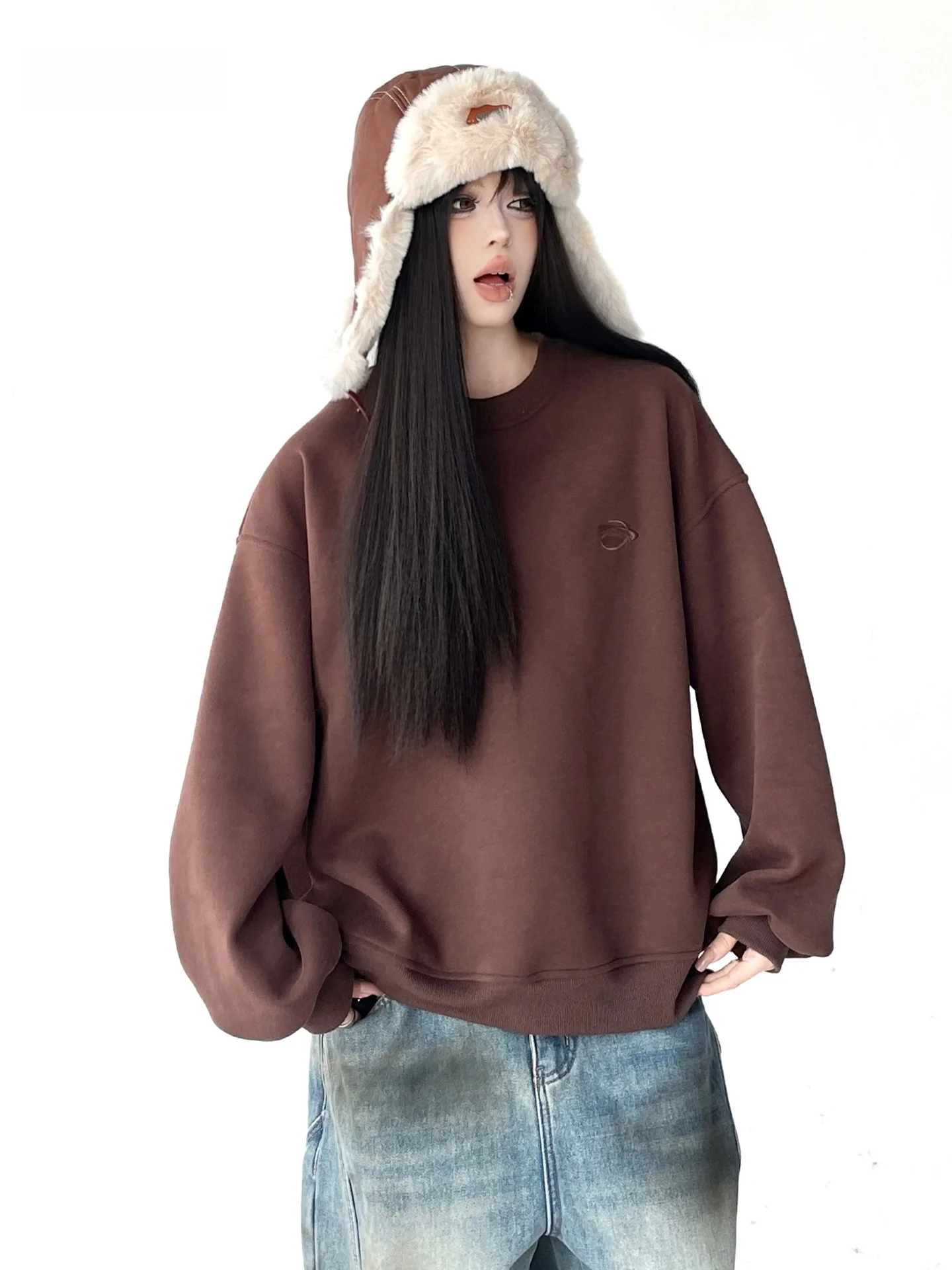 

Утепленный флисовый женский свитшот свободного кроя в уличном стиле, Зима 2025, Новинка, Удобный, для ленивого образа, Модный хит