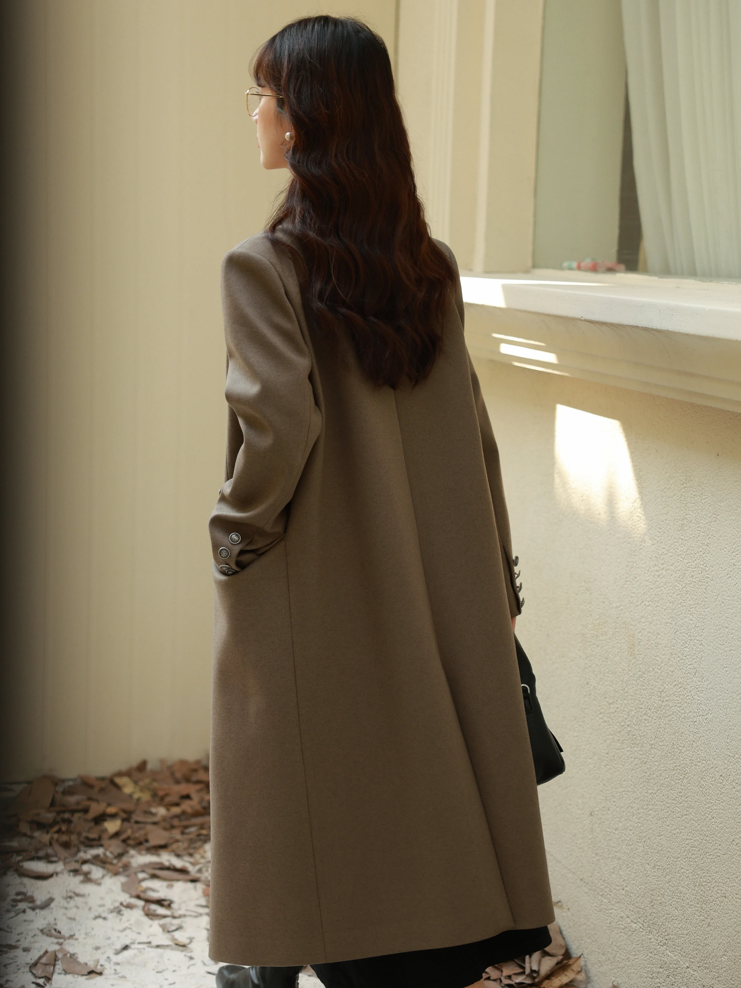 빈티지 우아한 울 느낌 코트 여성용 롱 더블 브레스티드 오버코트 따뜻한 겨울 오피스 아우터웨어 라펠 클래식 디자인