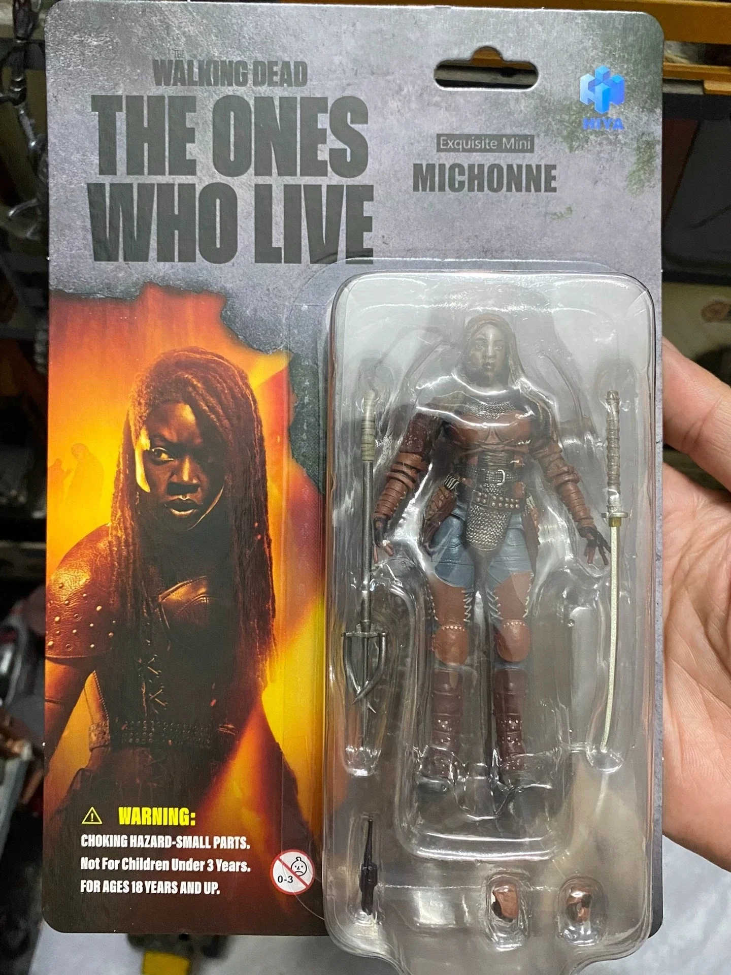 

Hiya Action Figure 1/18 Scale Movable Michonne Collectible Model The Walking Dead The Ones Who Live For Adult Collectors