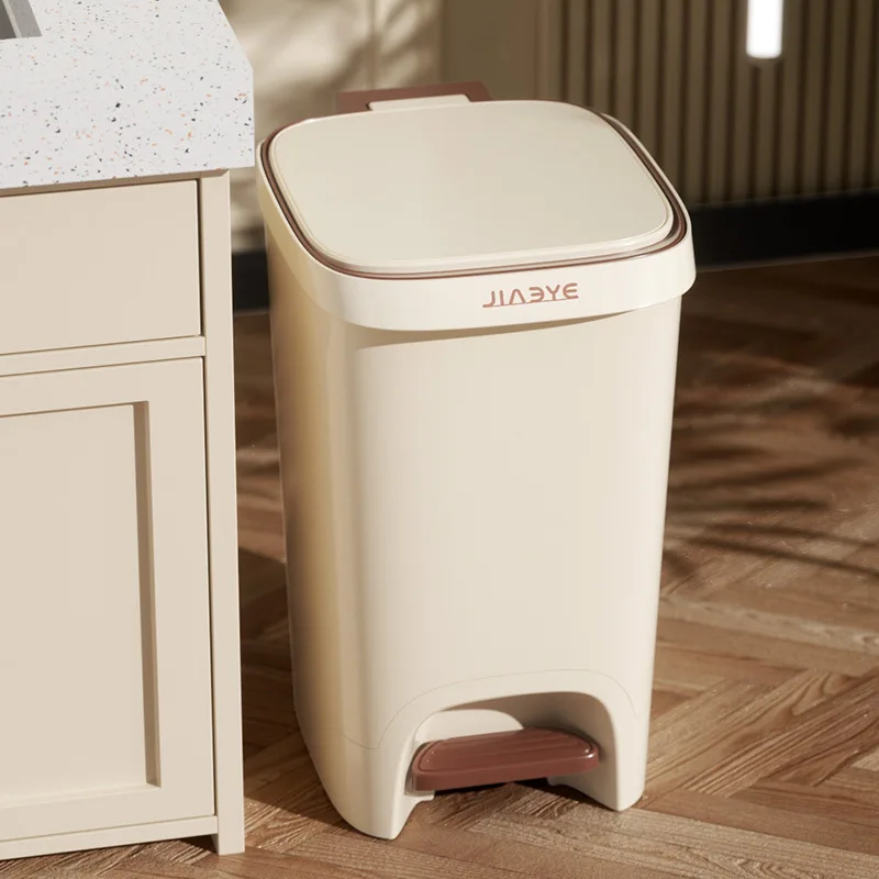 pattumiera-di-lusso-a-pedale-in-acciaio-inossidabile-per-lobby-dell'hotel-design-premium-pattumiera-con-sensore-articoli-domestici-automatici