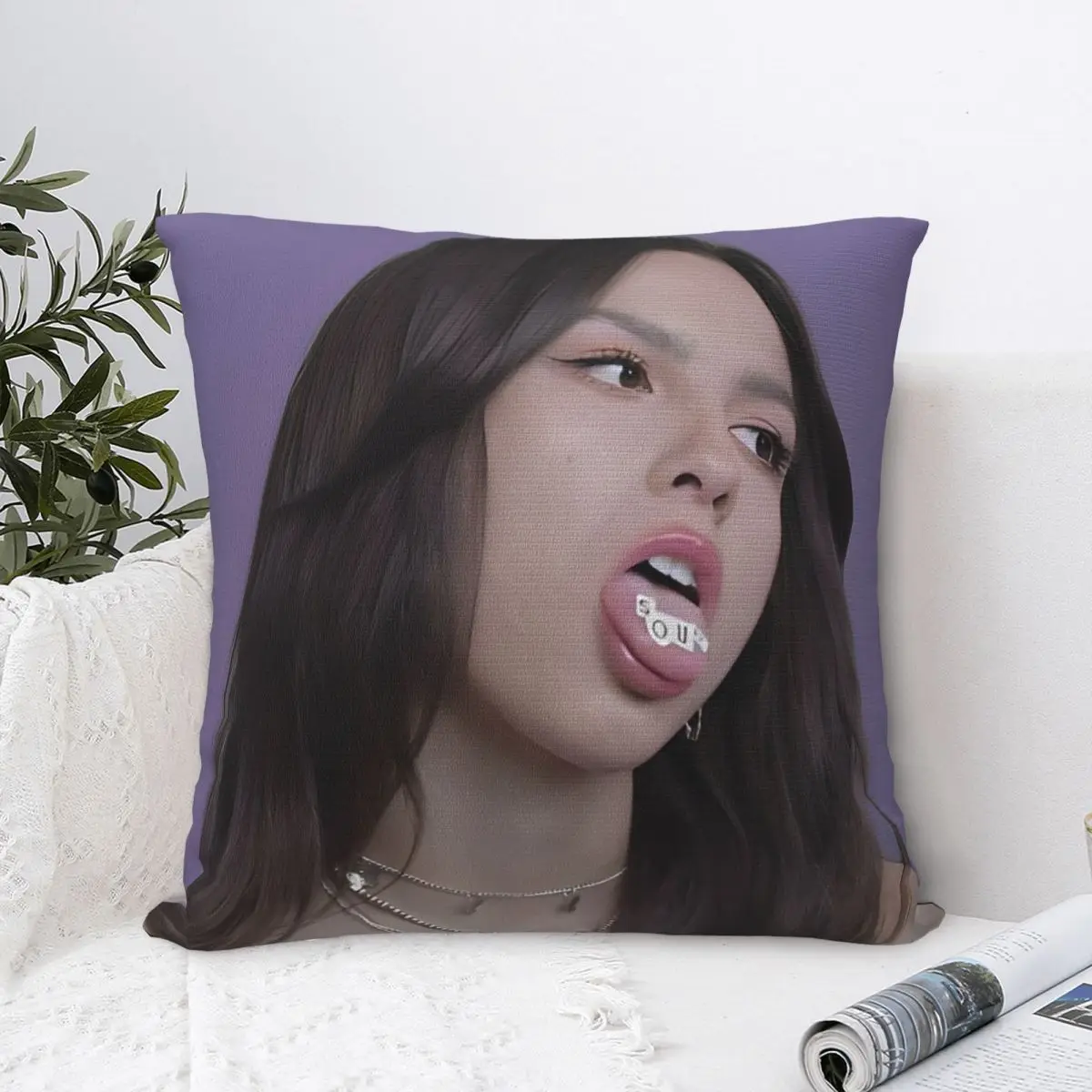 Olivia Vampire Rodrigos Sour Designs Square Pillow Cases Cushion Cover Customized Zipper Decorative Pillowcase for Sofa 45*45cm