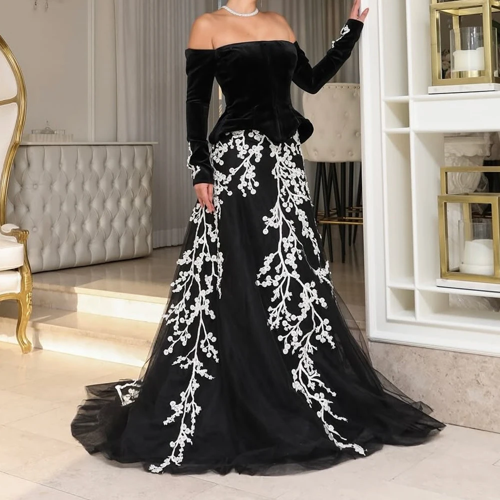Abiti da sera a sirena personalizzati Abito da ballo a maniche lunghe con spalle scoperte lungo fino al pavimento Abito da festa semplice drappeggiato con fiori alla moda