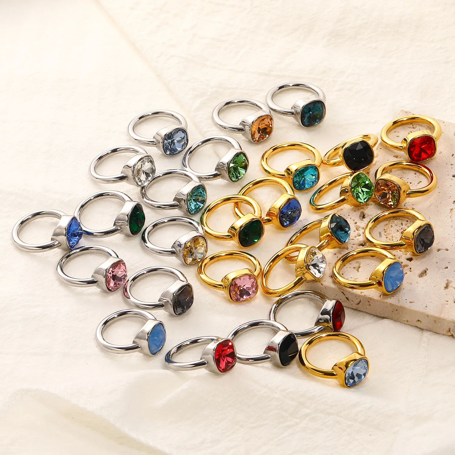 Exquisite Multicolor Square Zircon Finger Ring Shiny Crystal PVD Gold Plated Engagement Waterproof Кольцо Женское Gift