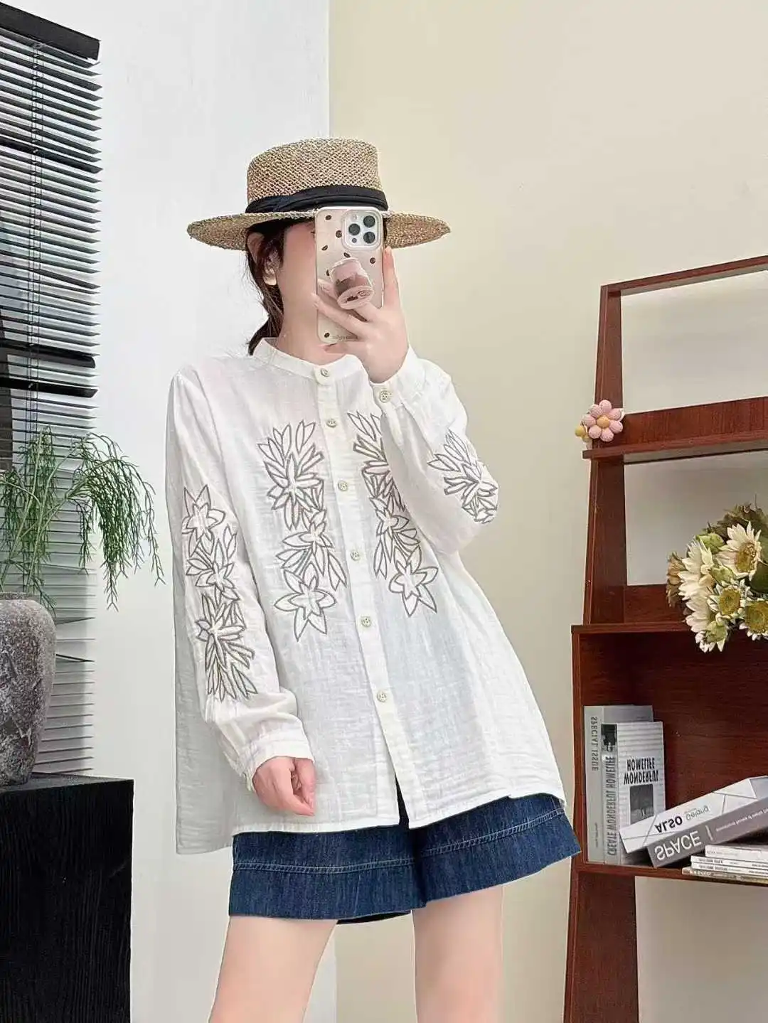 Abbigliamento da donna Mori Kei Camicie in filato di cotone con ricamo etnico Autunno Nuovo colletto alla coreana Manica lunga Camicetta allentata casual Top